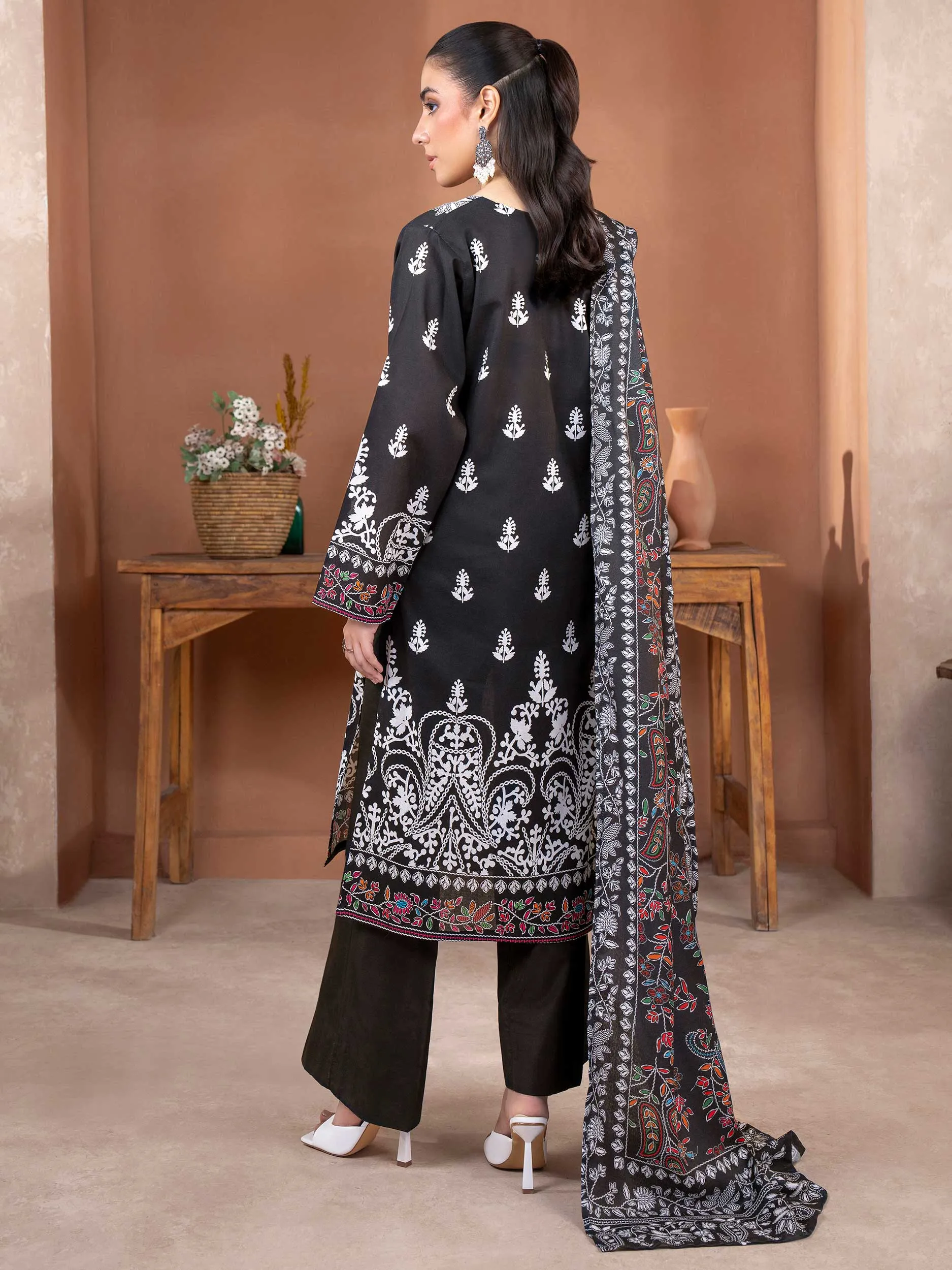 2 Piece Khaddar Suit-Printed (Unstitched)