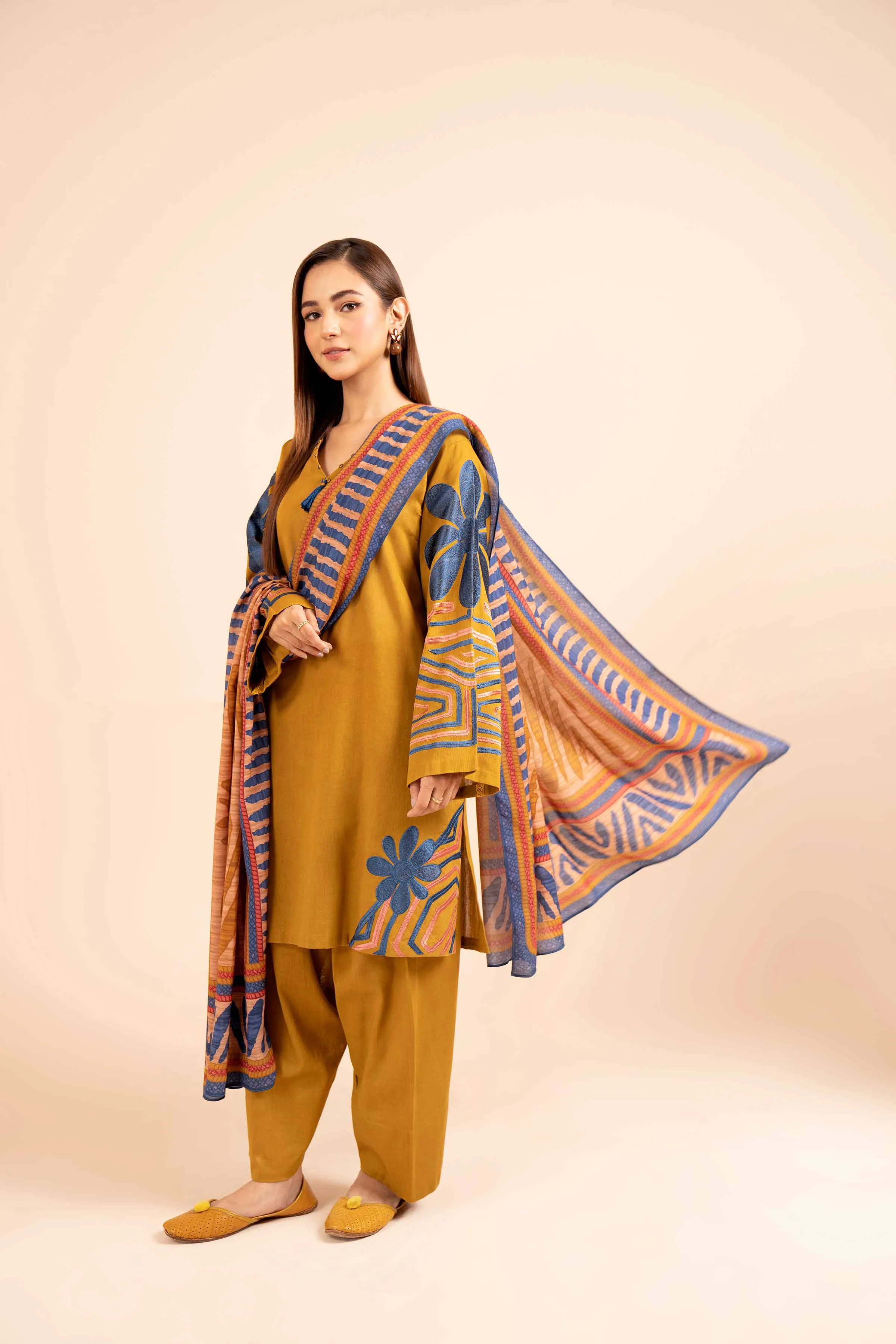 3 Piece - Embroidered Suit - 42404234