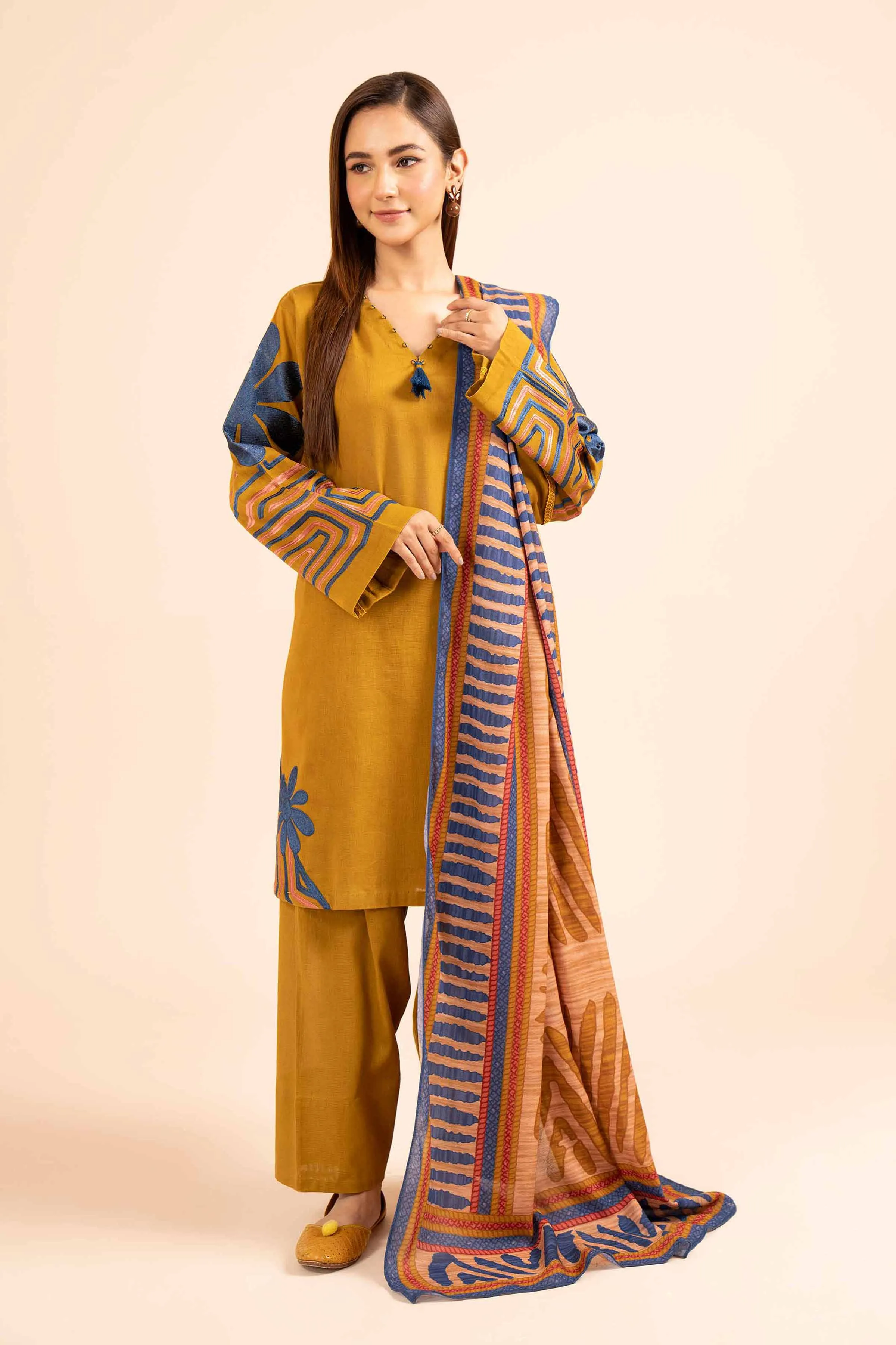 3 Piece - Embroidered Suit - 42404234