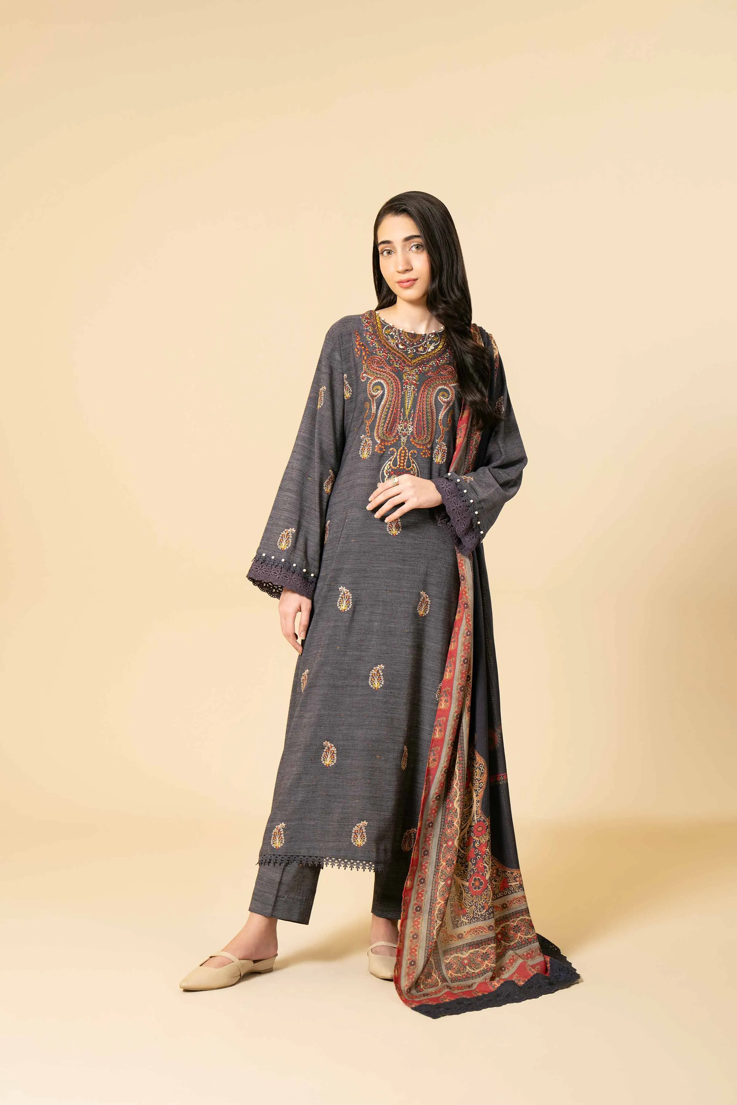 3 Piece - Embroidered Suit - 42404252