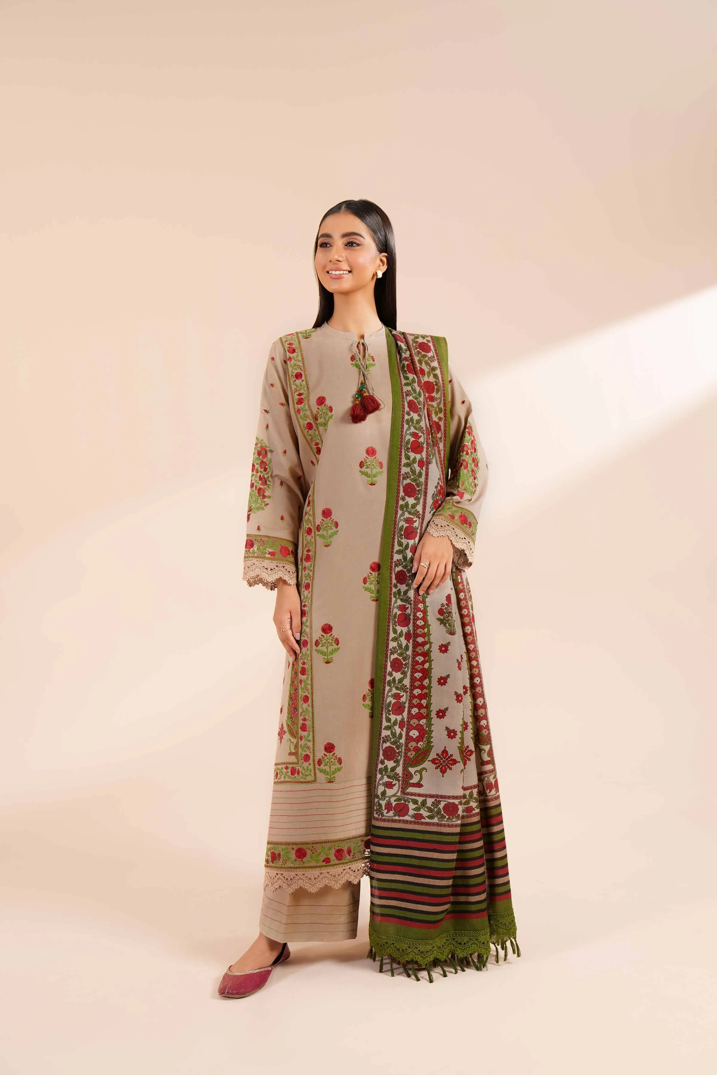 3 Piece - Embroidered Suit - 42404258