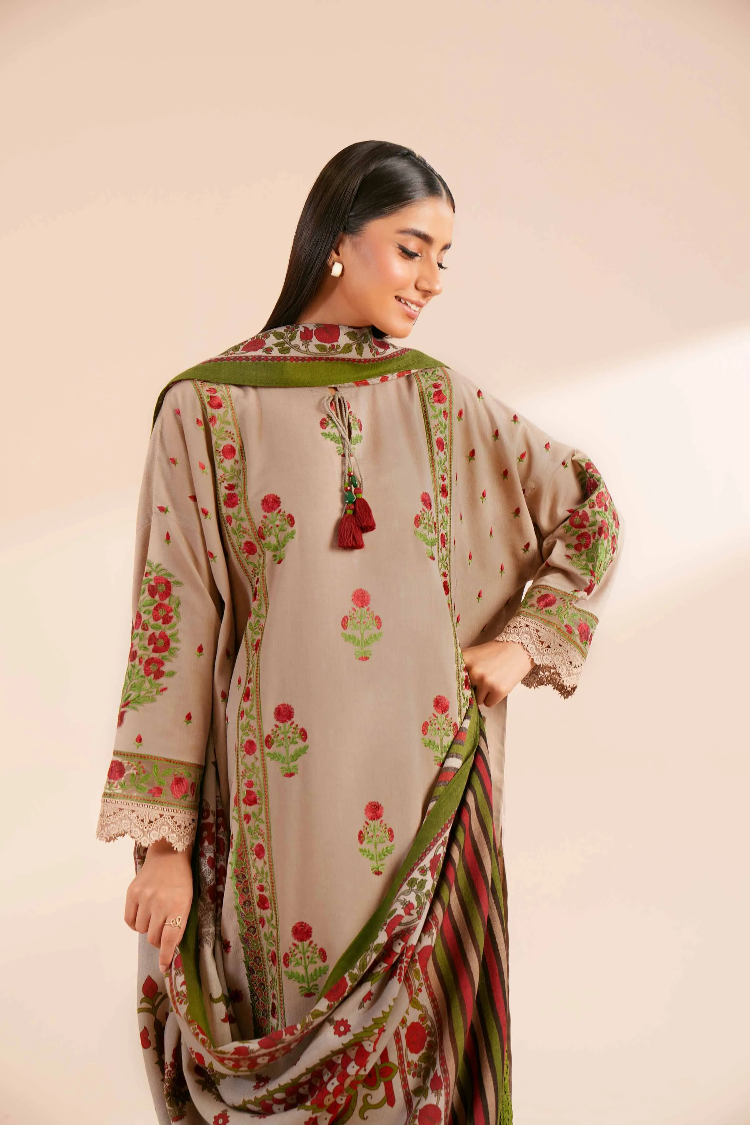 3 Piece - Embroidered Suit - 42404258