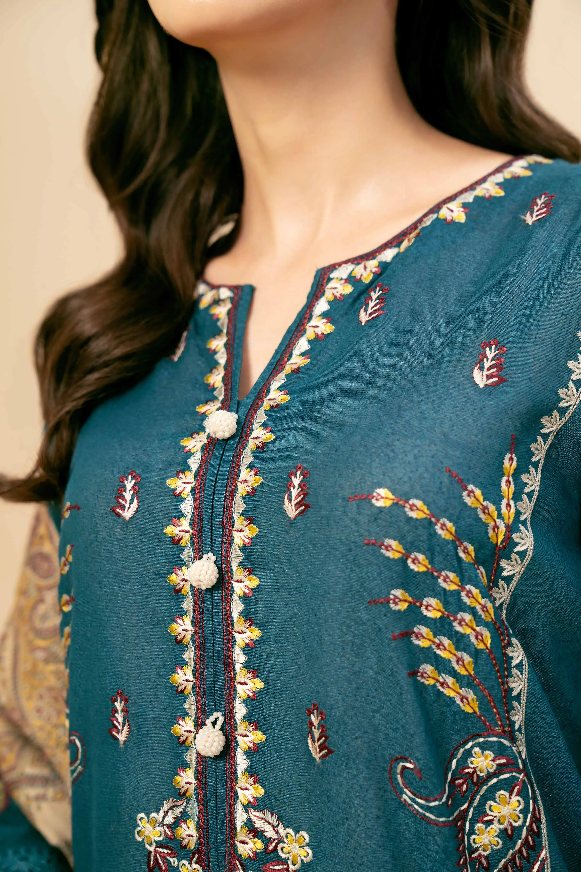 3 Piece - Embroidered Suit - 42404384