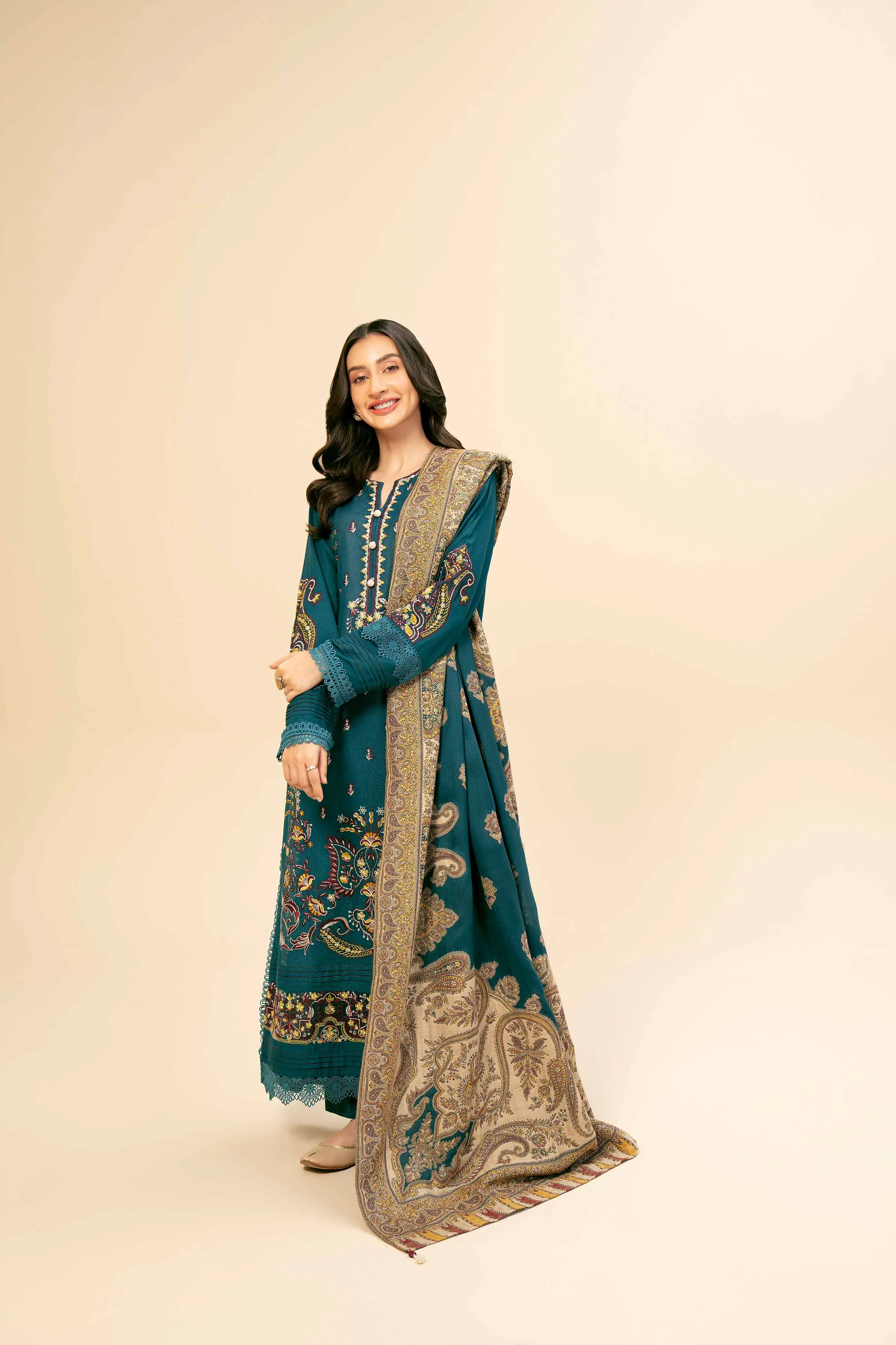 3 Piece - Embroidered Suit - 42404384