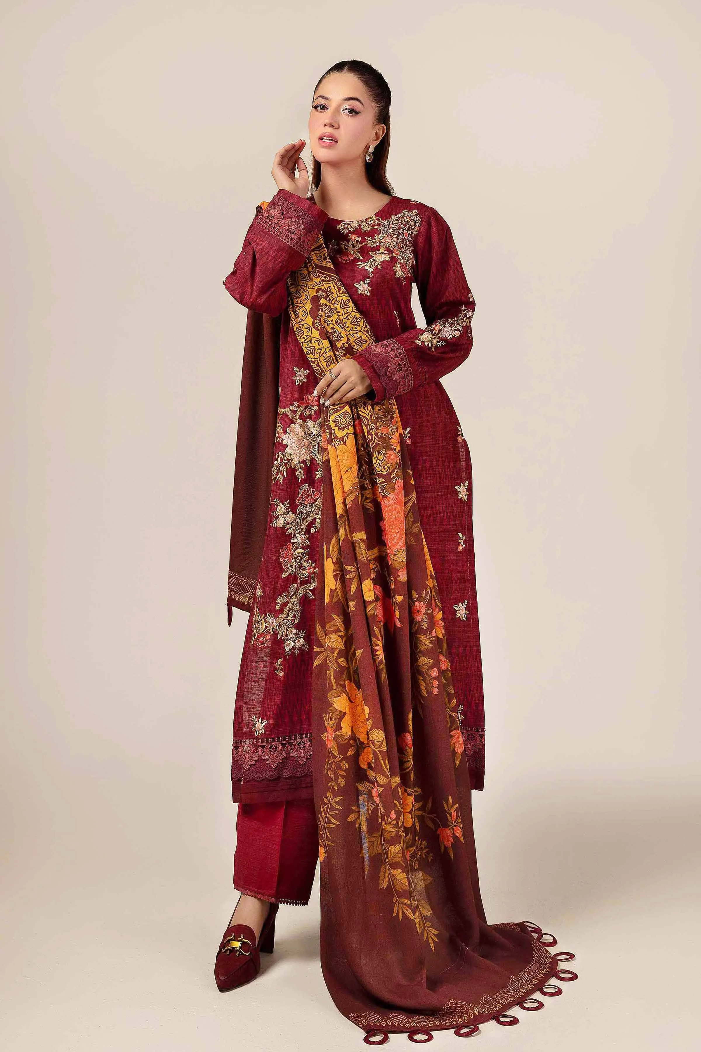 3 Piece - Printed Embroidered Suit - 42404401