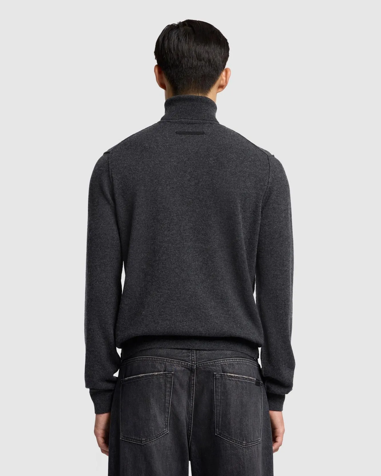 Cashmere Turtleneck in Dark Grey