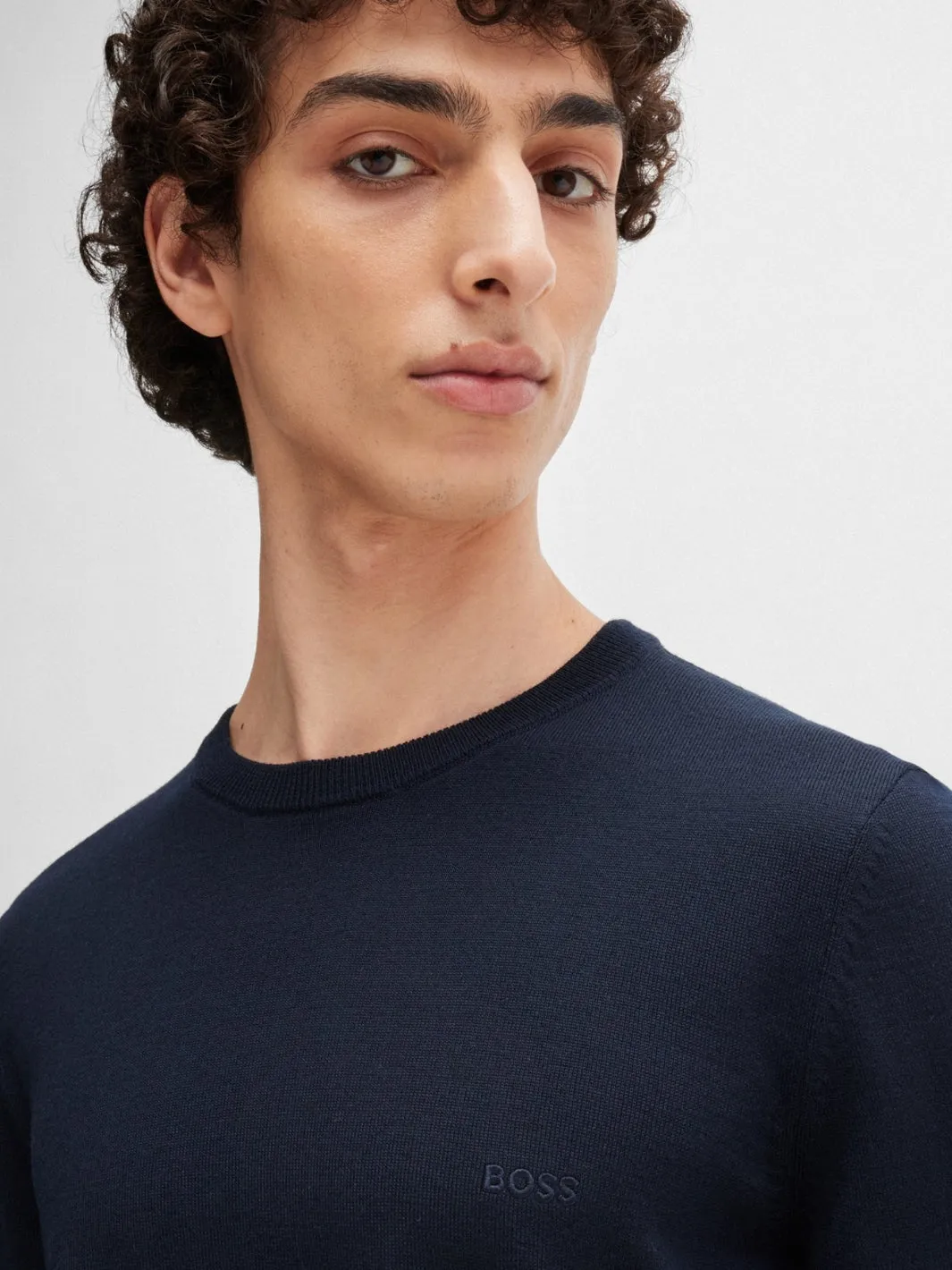 CREW-NECK SWEATER IN VIRGIN WOOL Marine