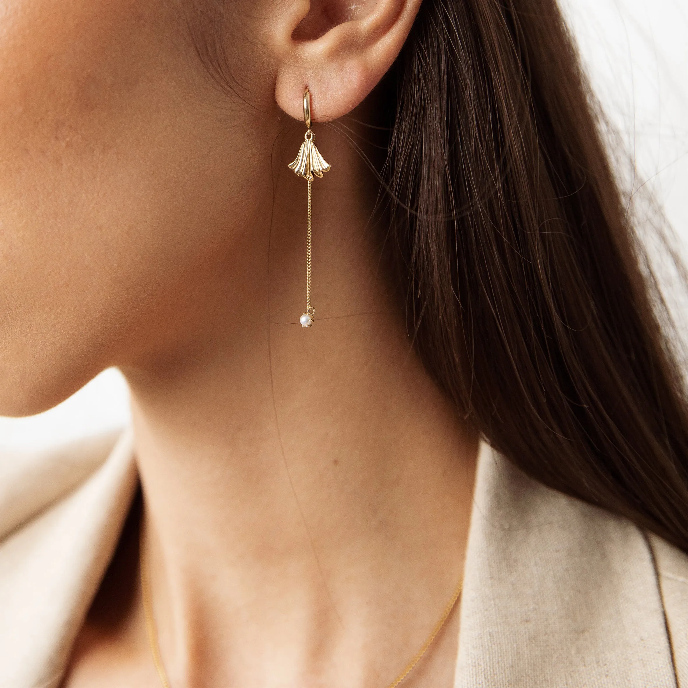 Dance with the shell sleeper Earring (single) - 14K/ 18K Gold