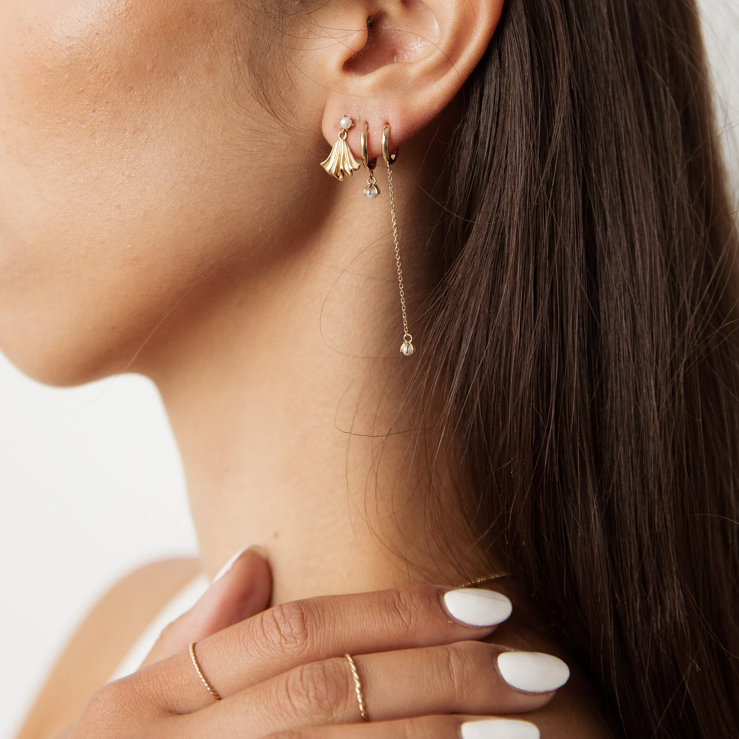 Dance with the shell sleeper Earring (single) - 14K/ 18K Gold