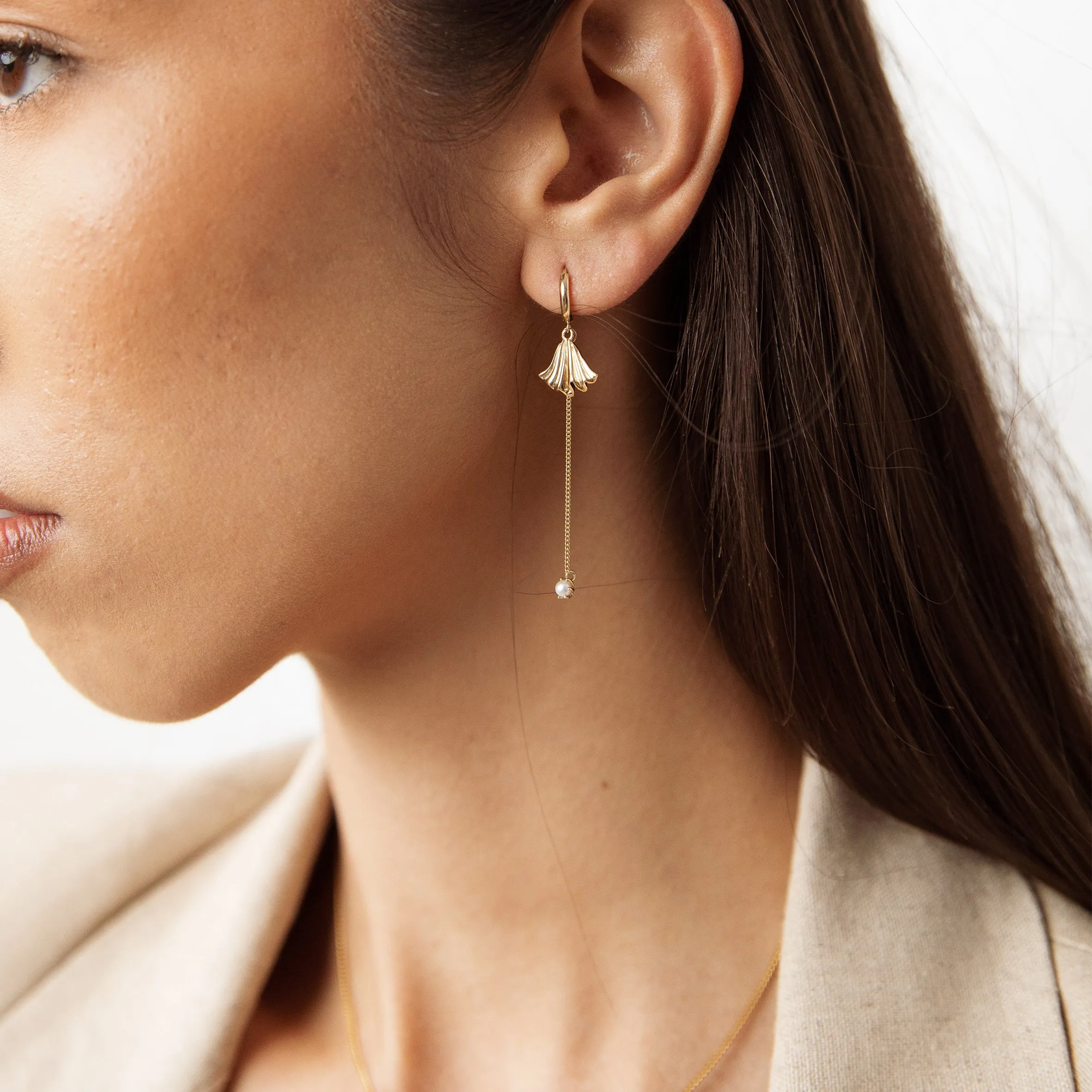 Dance with the shell sleeper Earring (single) - 14K/ 18K Gold