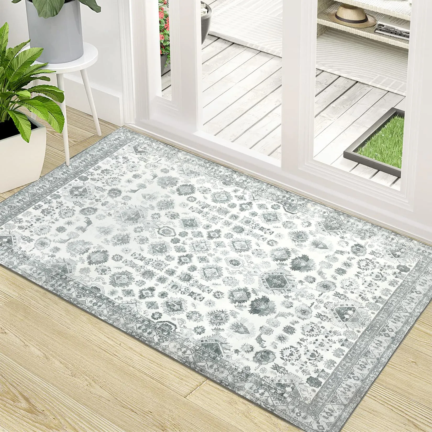 GARVEE Area Rug 2x3 Grey Distressed Doormat Area Rug Traditional Area Rug for Entayway Kitchen Floor Cover Foldable Thin Rug Distressed Indoor Mat, Grey, 2x3 Feet