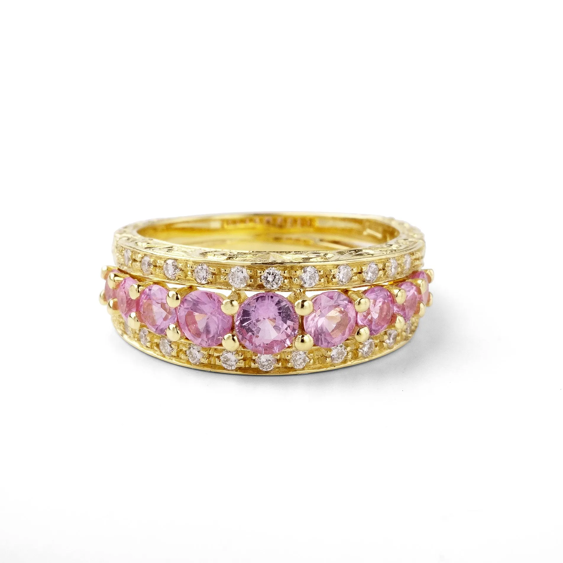 Hand engraved 18k gold pink-sapphire ring