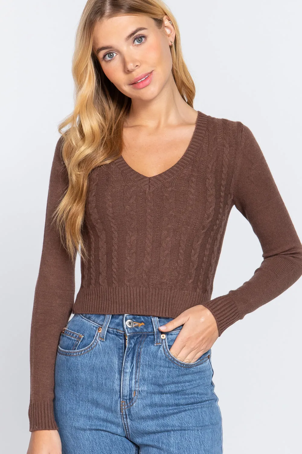 LONG SLEEVE V-NECK CABLE SWEATER