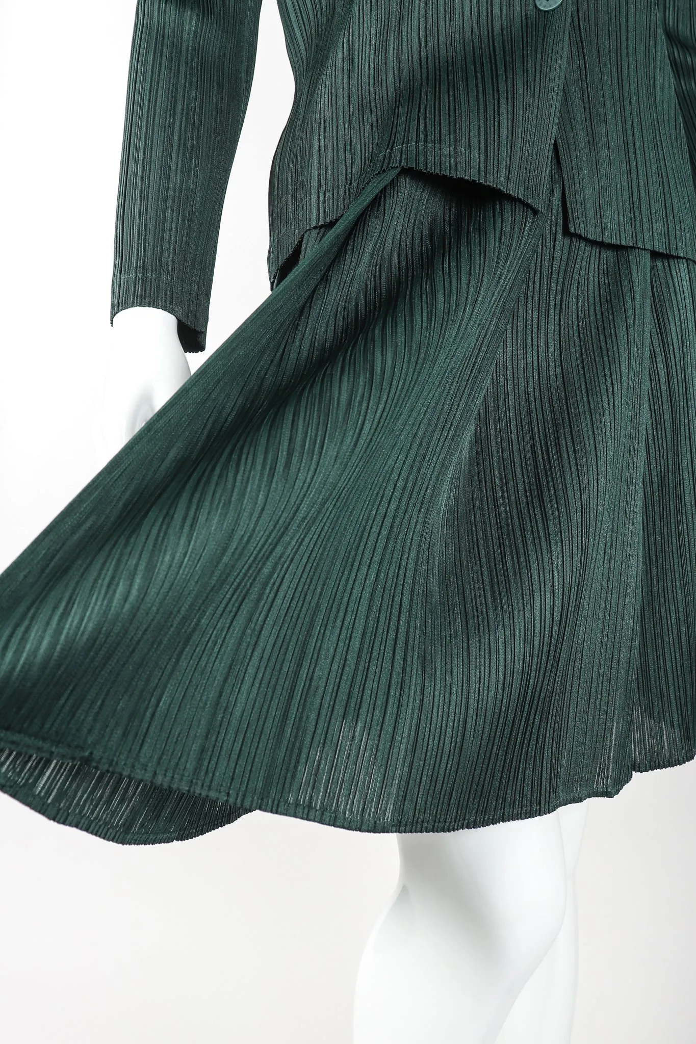 Pleated 3-Piece Skirt Set