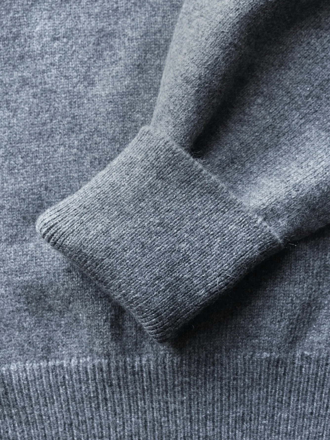 Pullman  Cashmere Roll Neck 1 Ply